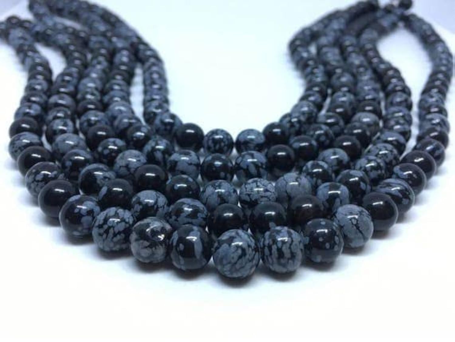 Perles Snowflake Obsidian 8mm de LKBEADS pour création de bijoux de 38cm