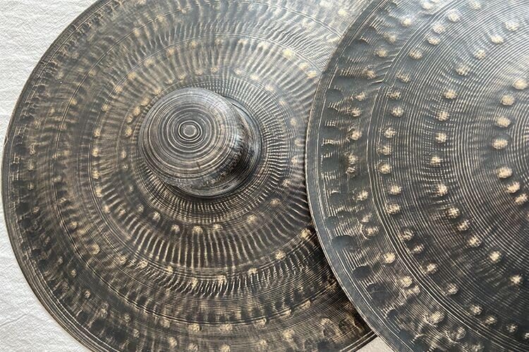 Stripe Bronze Cymbals, Chinese Opera Cymbal, Vintage Cymbals For Opera And Military Drums Performance Copper Hand Cymbals(16 Inch)