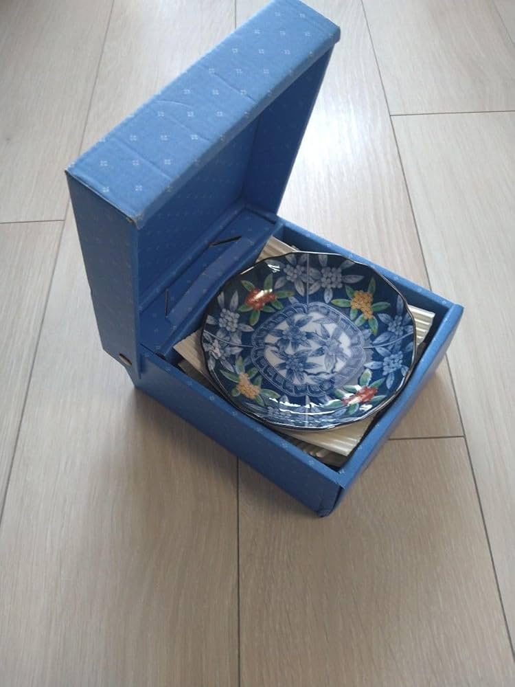 陶祥窯　皿　6枚セット　有田焼 Amazon.co.jp: 有田焼 仁祥窯 料理揃 大皿＆中皿2点セット 和