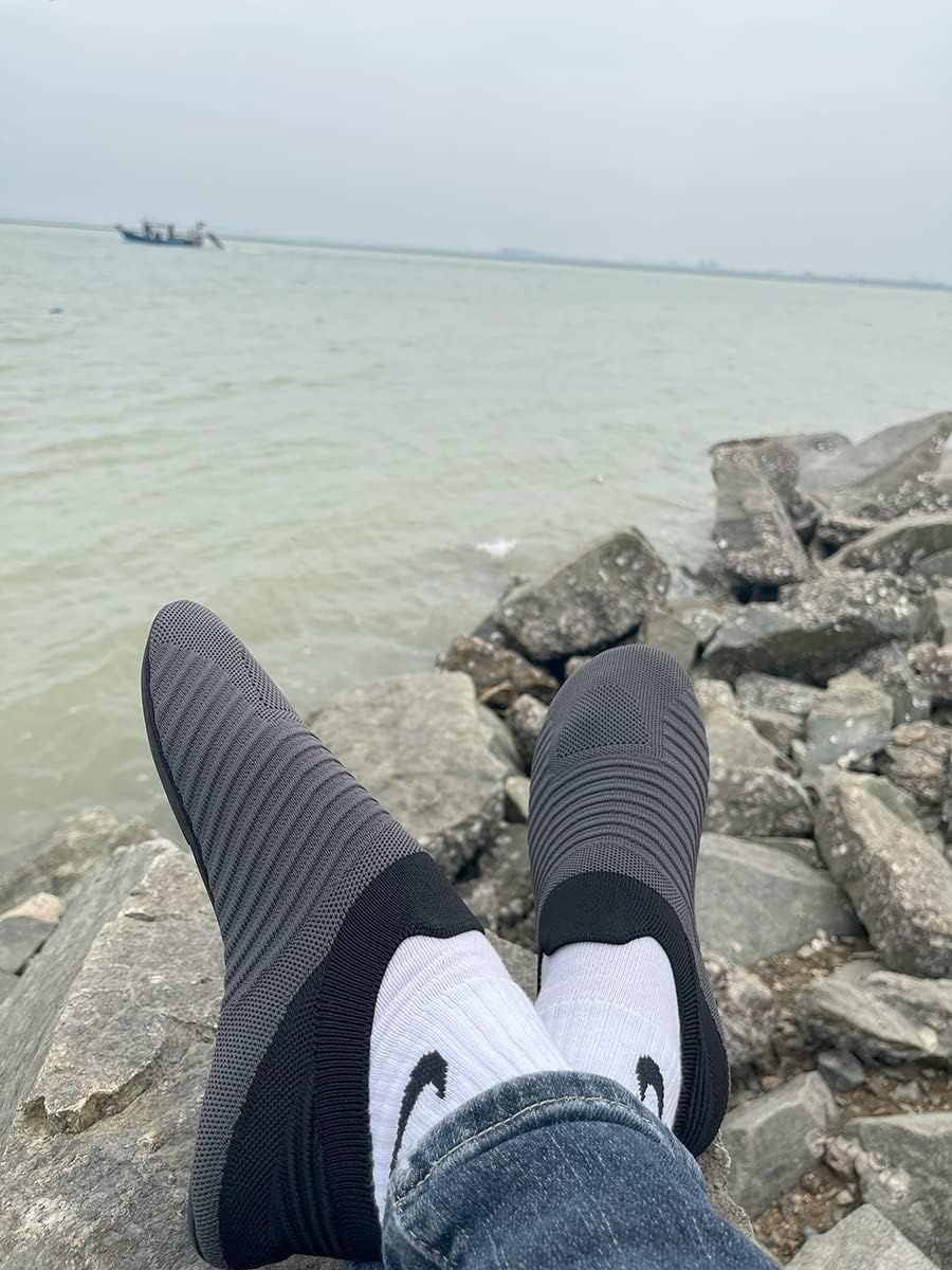 ditont Non-Slip Indoor House Slippers Lightweight Comfortable Grip House Home Shoes for Men Women - Image 2