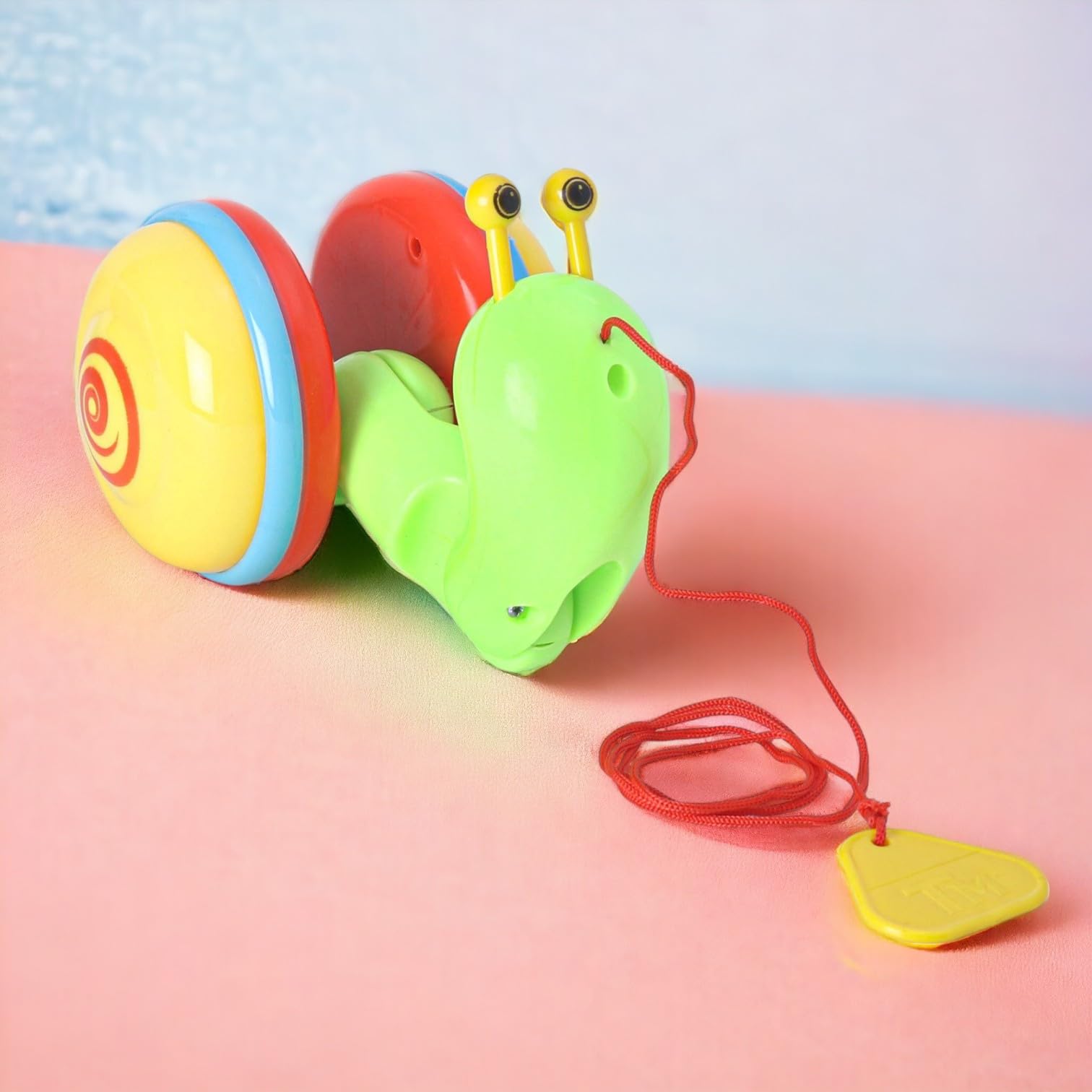 Toys Treasure Pull Along Snail with Wagging Tail for Children/Kids/Toddlers - Image 2 thumbnail