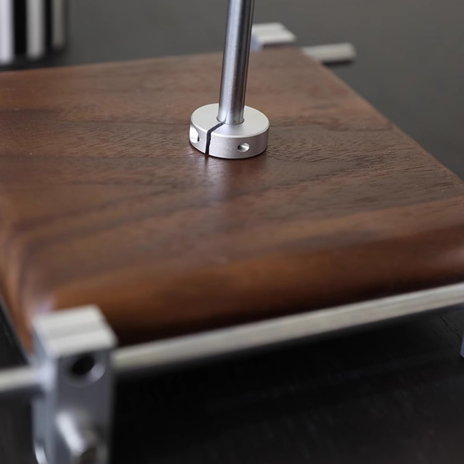 Servilletero, Dispensador De Servilletas De Papel Cuadrado, con Brazo con Peso De Acero Inoxidable, Base De Madera, para Encimeras De Cocina, Mesas De Comedor, Restaurantes