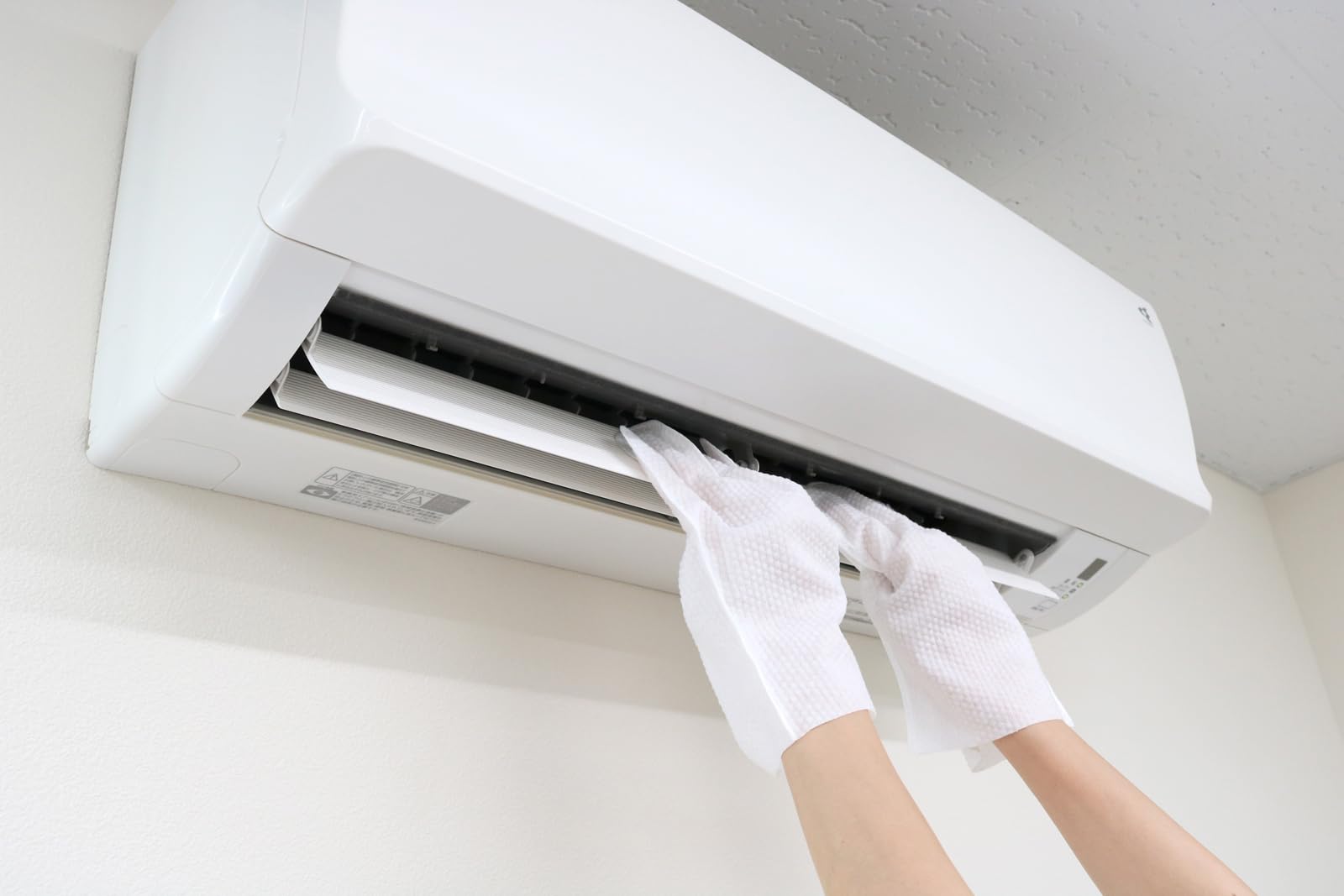 SC Johnson Professional Healthcare Proline® Quickview™ Manual Soap Dispenser