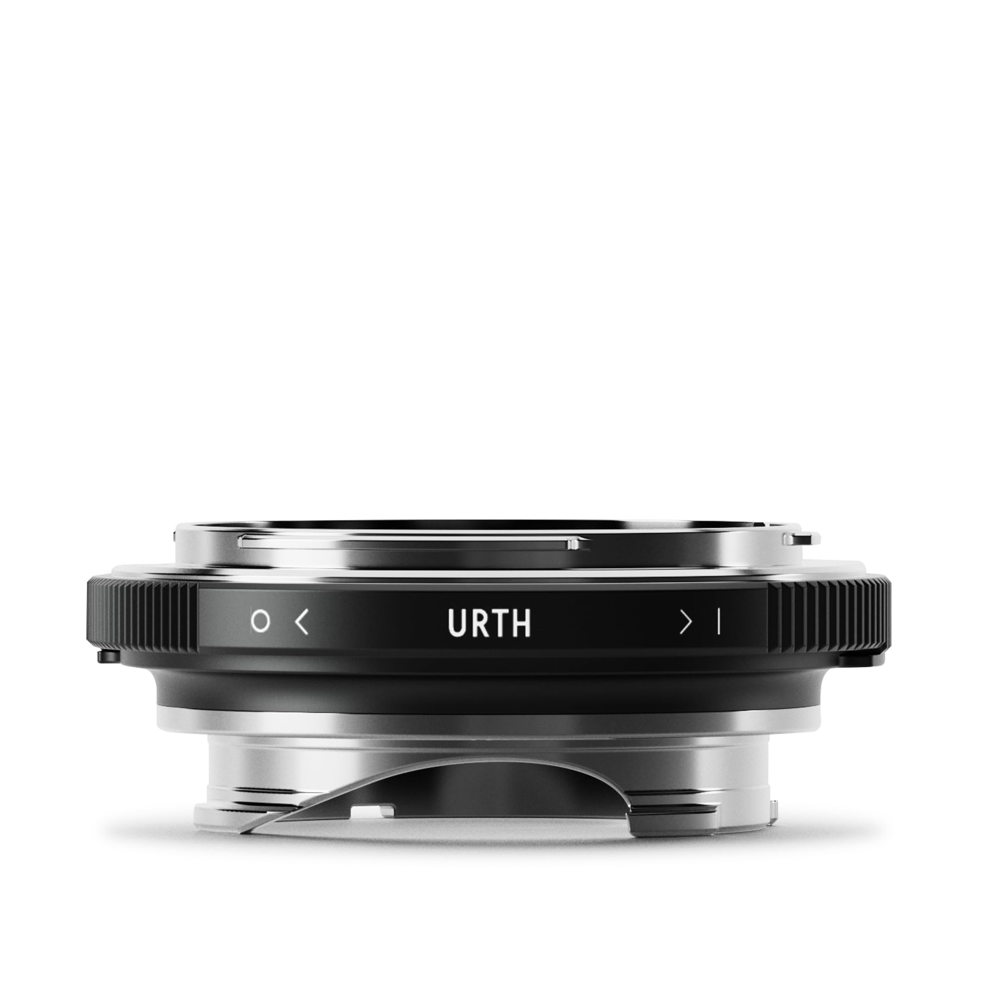 Urth Lens Mount Adapter: Compatible with Canon FD Lens to Leica M Camera Body