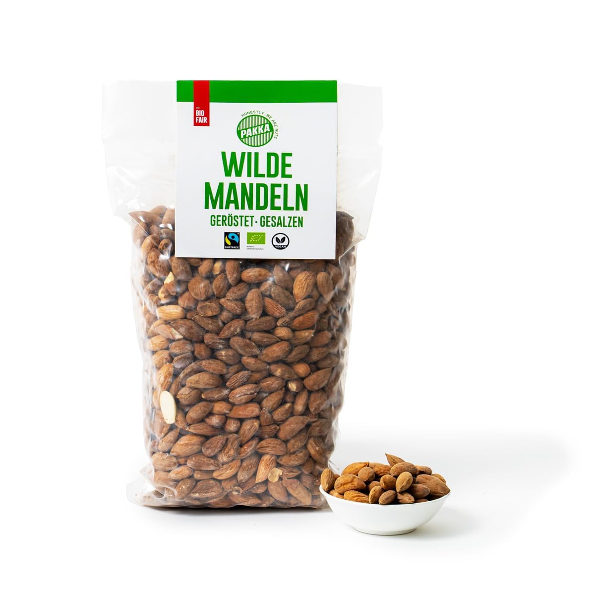 PAKKA – Bio Fairtrade Mandeln geröstet gesalzen 750gr, Öko geröstete Mandeln, direkt hergestellt und abgefüllt vom Produzenten in Usbekistan, vegan, Familienpackung, Value-Pack 0,75kg (1er Pack)