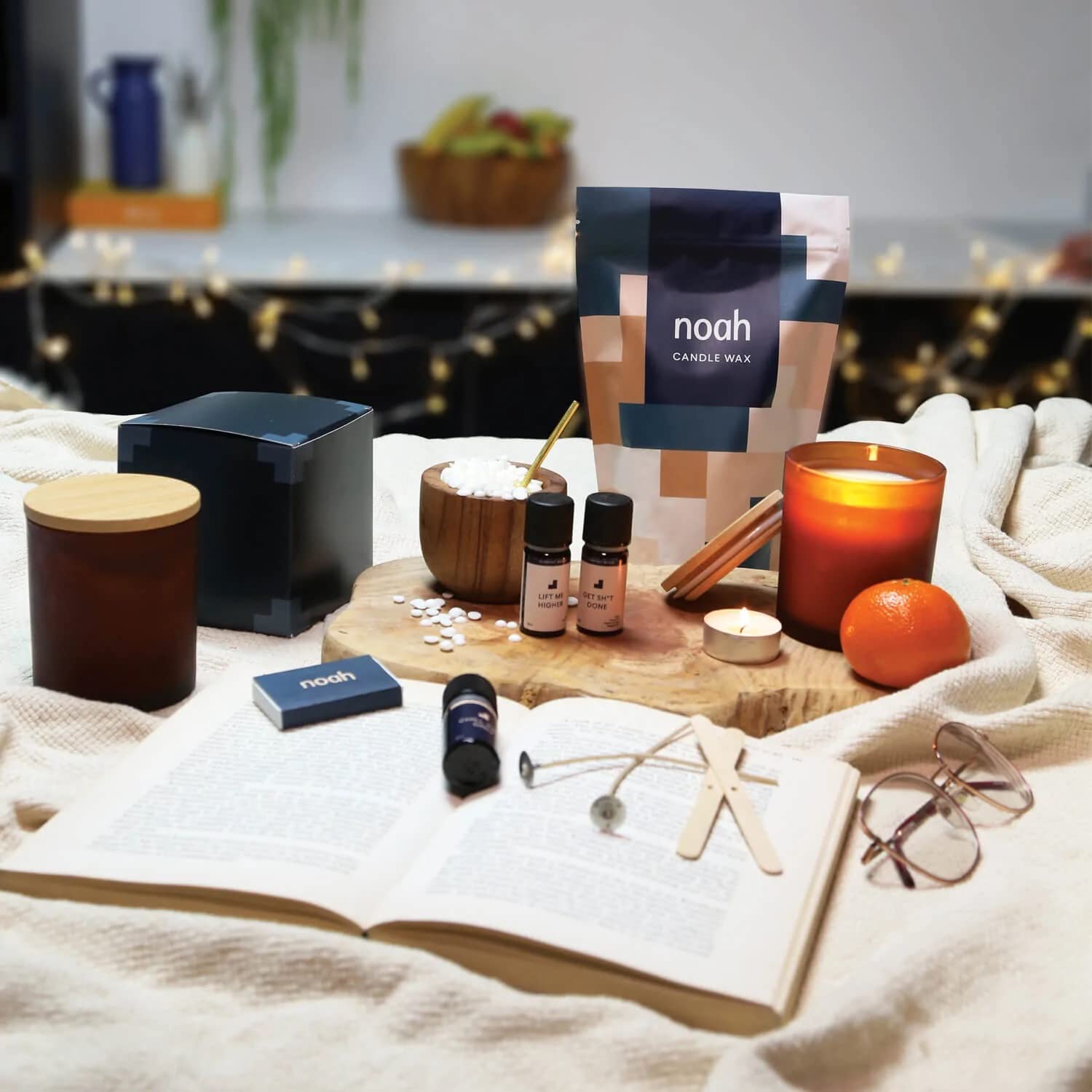 noah Kerzen Selber Machen Set – Enthält Kerzenwachs, ätherisches Öl, Docht, Geschenkbox – Stellen Sie Ihre Eigene Kerze Her (Relaxing, Chill Vibes)