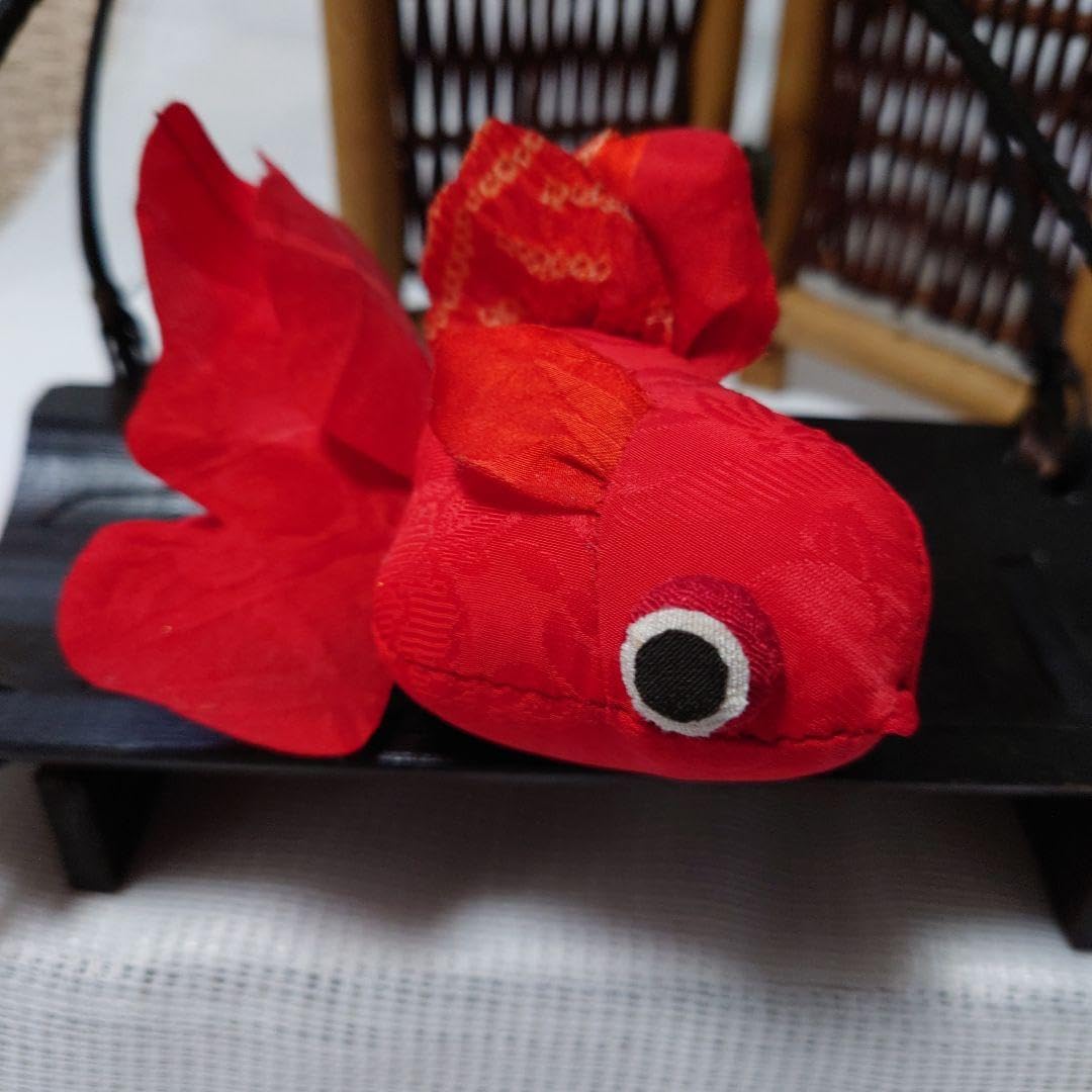 Amazon.co.jp: ちりめん細工 金魚 : おもちゃ