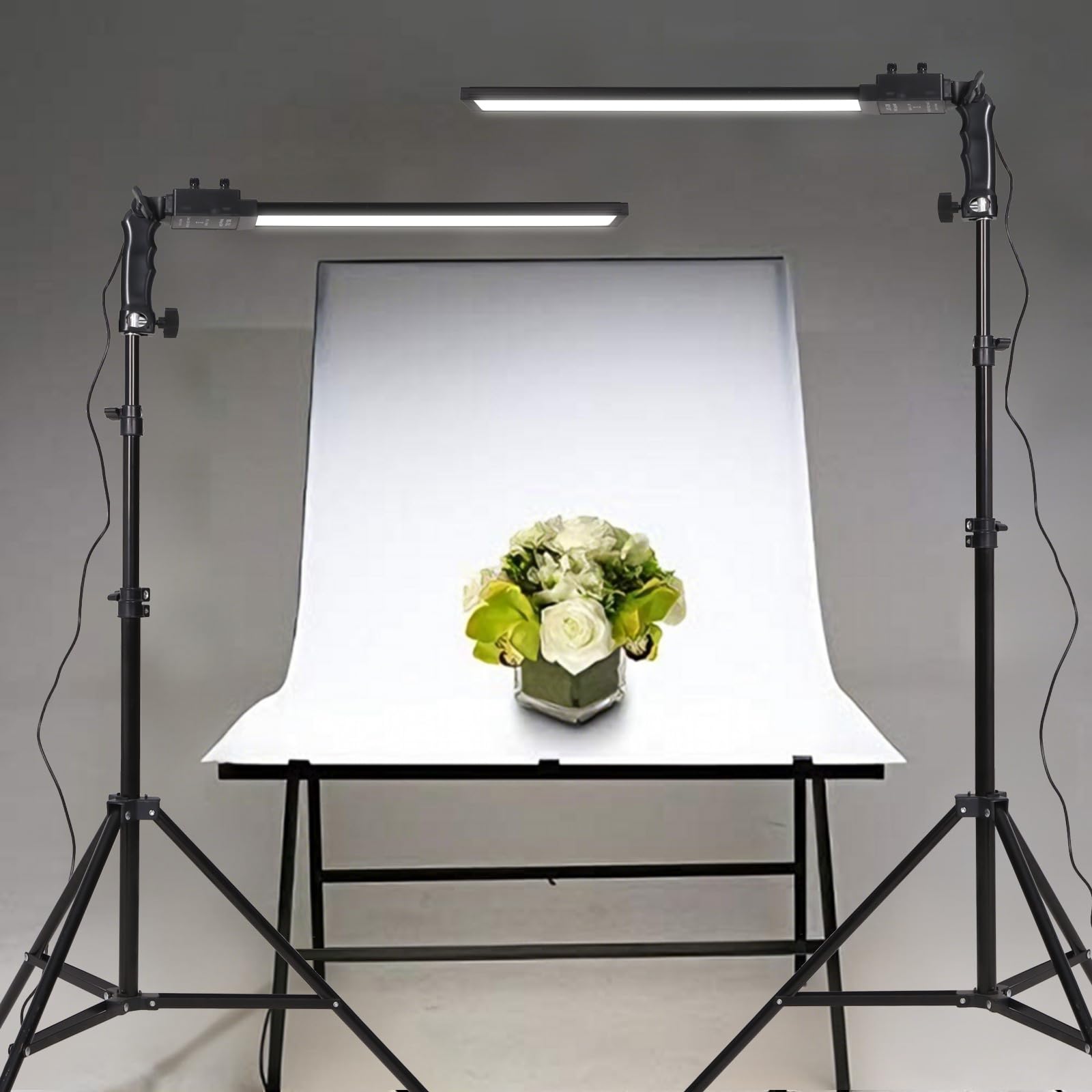 Set di 2 luci video a LED dimmerabili, con treppiede, borsa per il trasporto, set di luci per fotocamera, video, YouTube, prodotto fotografico, 376 perline LED, 3200-5500K, CRI 96+