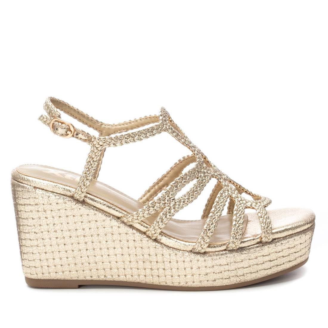 XTI Women's 14405602 Sandal, Gold 34, 6 UK