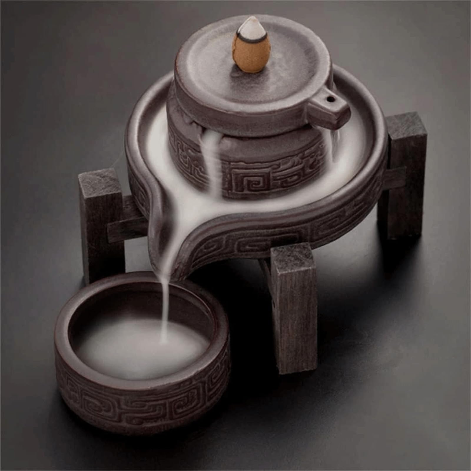 Porta incenso Base in legno Porta incenso Ceramica Grafite Riflusso Cascata Cono Porta incenso Censer Bastoncino di incenso Supporto per sala da tè Studio per l'ornamento domestico del giardino