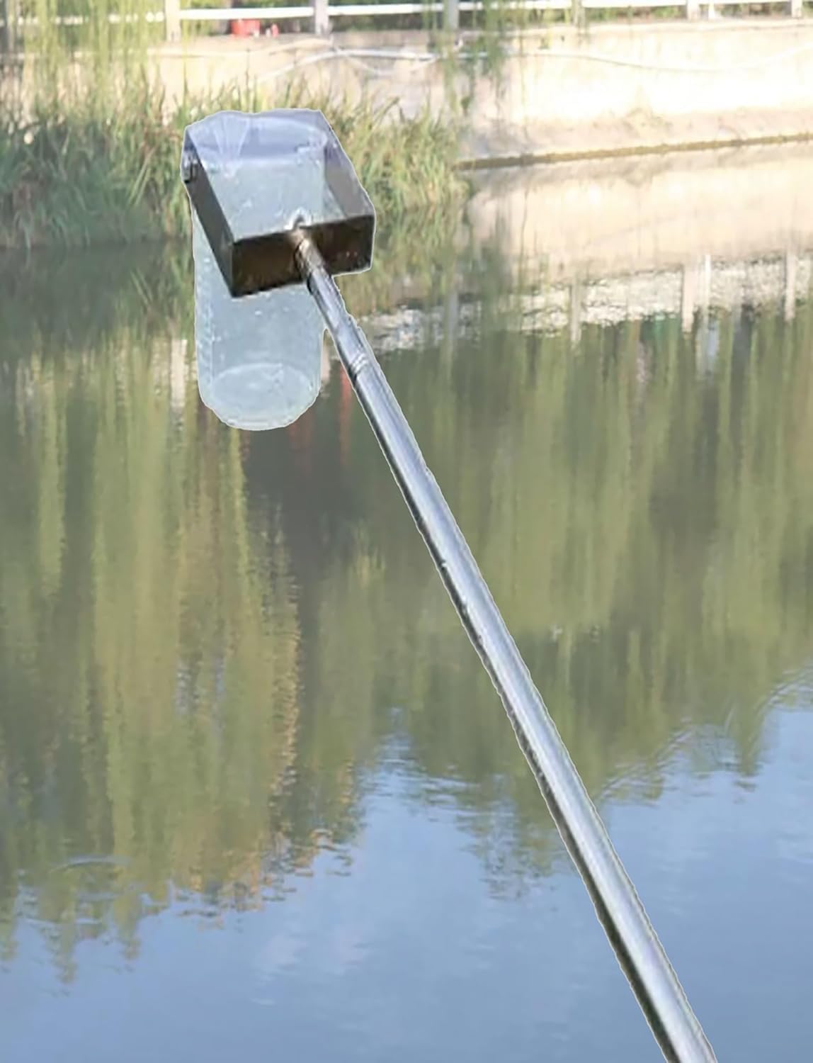 Louche d'échantillonnage d'eau pour analyse des bassins et cours d'eau perche métal 197 cm