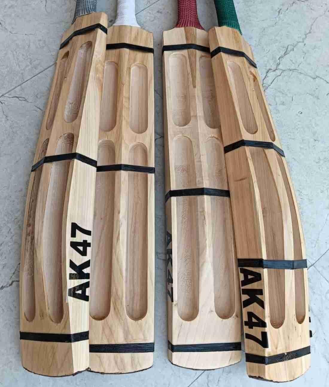 ViraatSports AK47 Kashmir Willow Cricket Bat, Full Size, with Free Bat Cover, for Men and Women (Pack of 1)