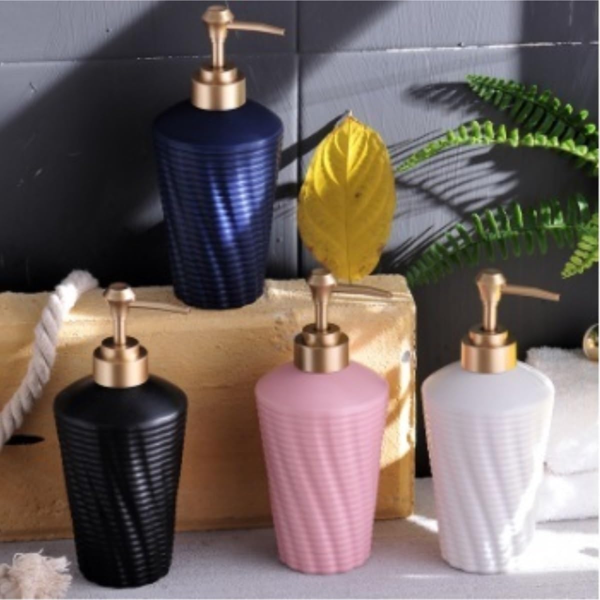 Dispenser Sapone Ricaricabile Bottiglie di Liquido in Ceramica per Bagno, Fattoria, Cucina, Ufficio Dosatore Liquido(Pink)