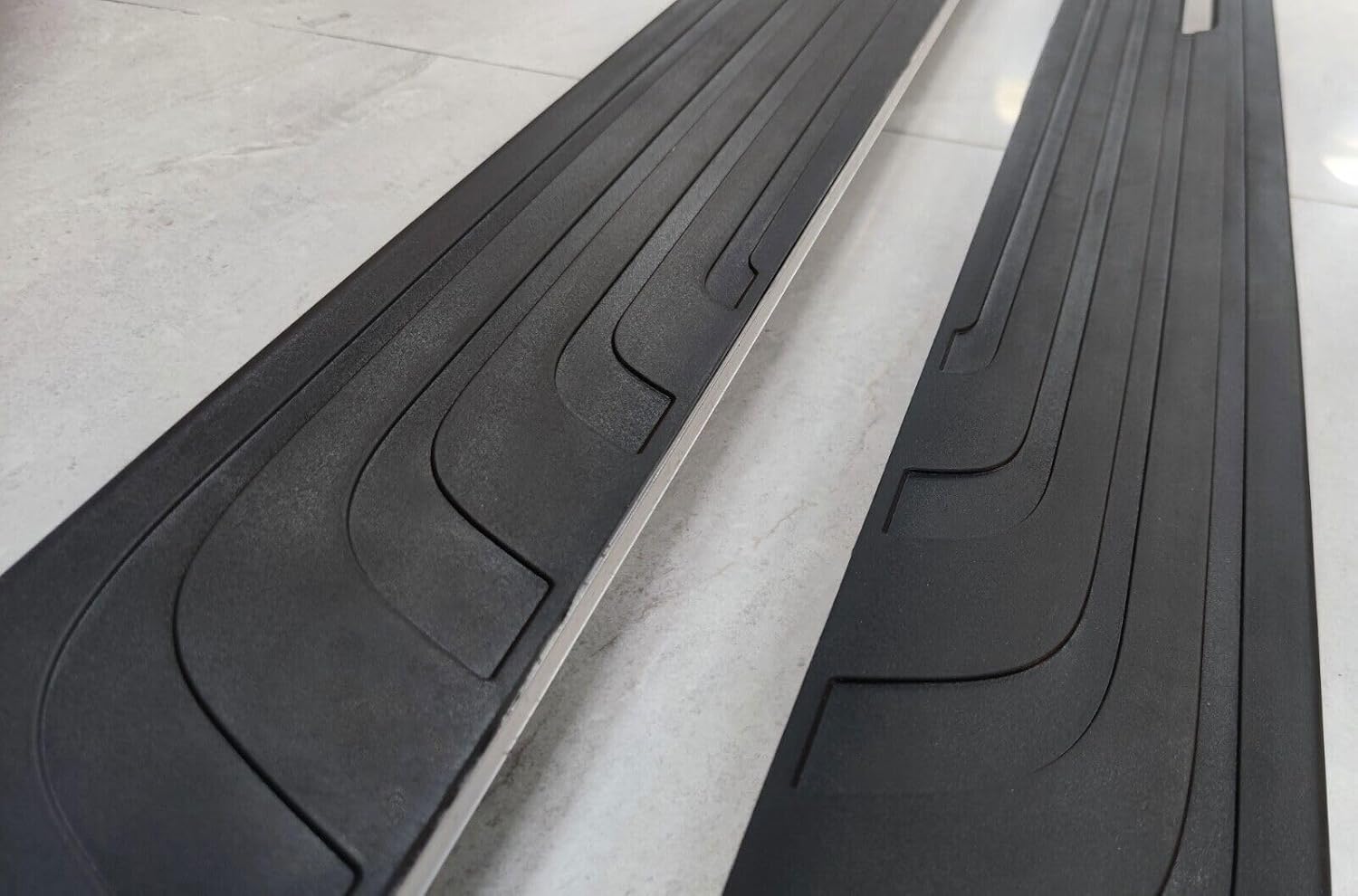 2Pcs Running Board Side Step Pedals Nerf Bar Fits for LR Range Rover LWB 2023 2024 2025 2026