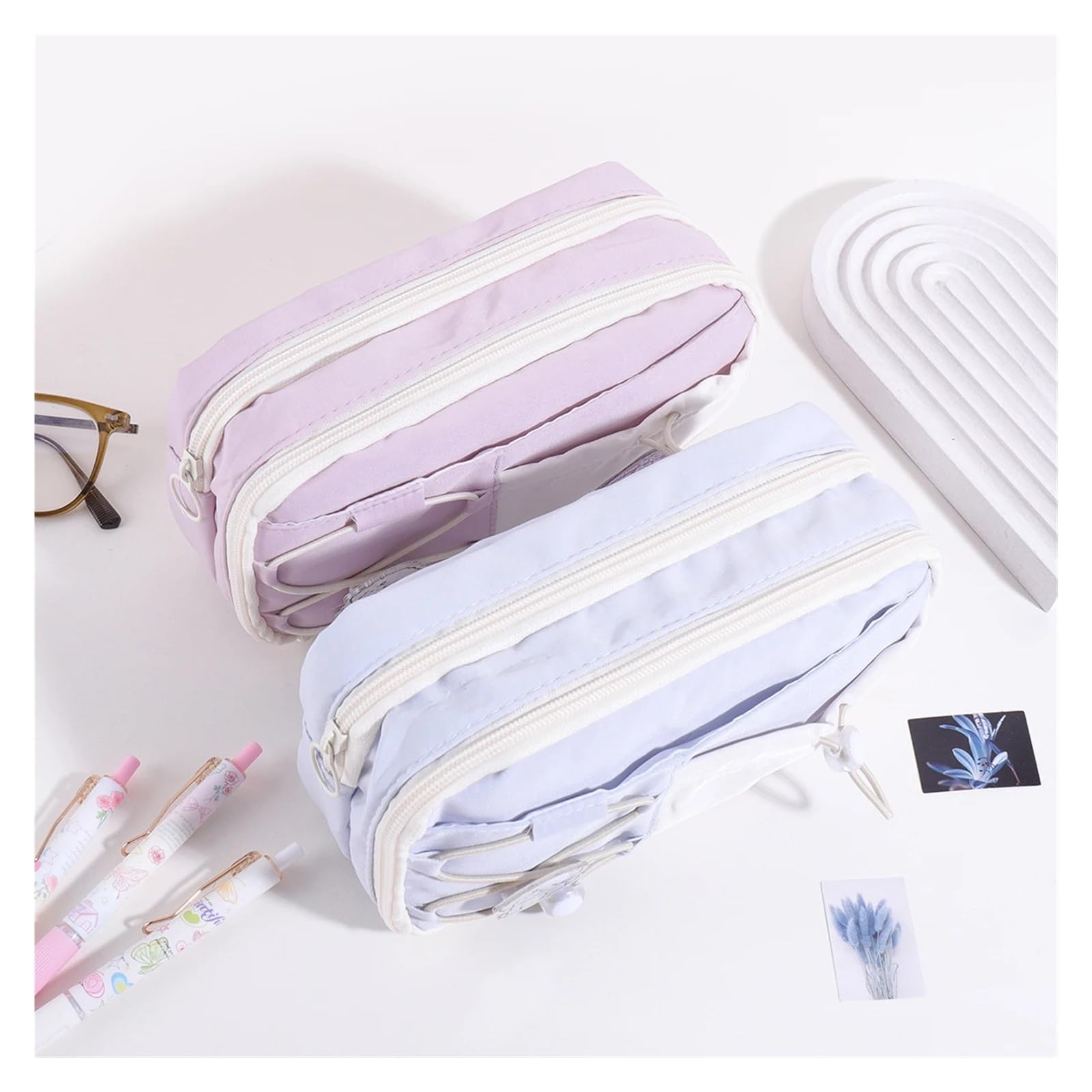 Astuccio viola con coulisse for la scuola