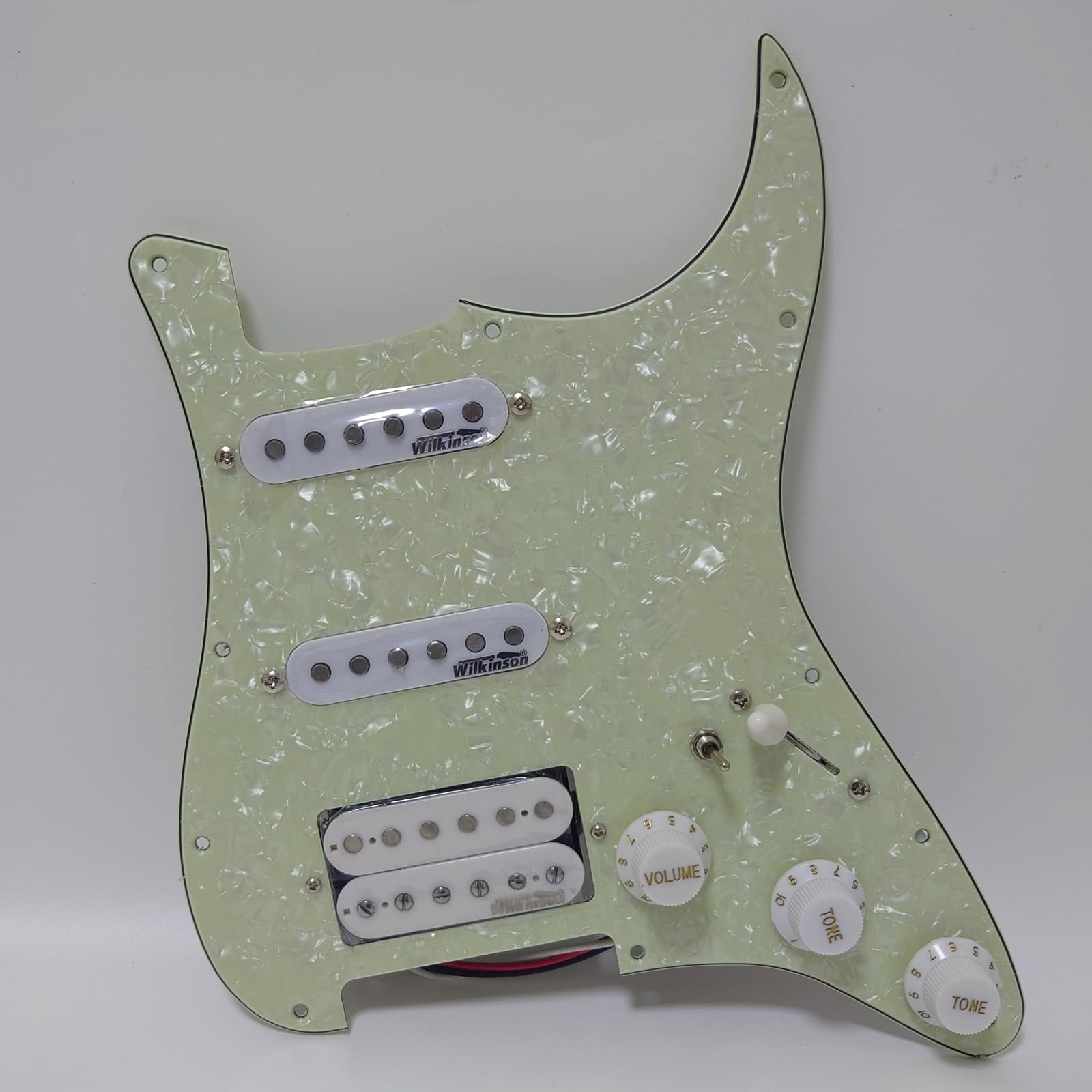 Golpeador precableado para guitarra, SSH Alnico 5 pastillas Humbucker, placa de rasguño de 3 capas para piezas de repuesto de guitarra Fender Stratocaster (perla verde clásico)