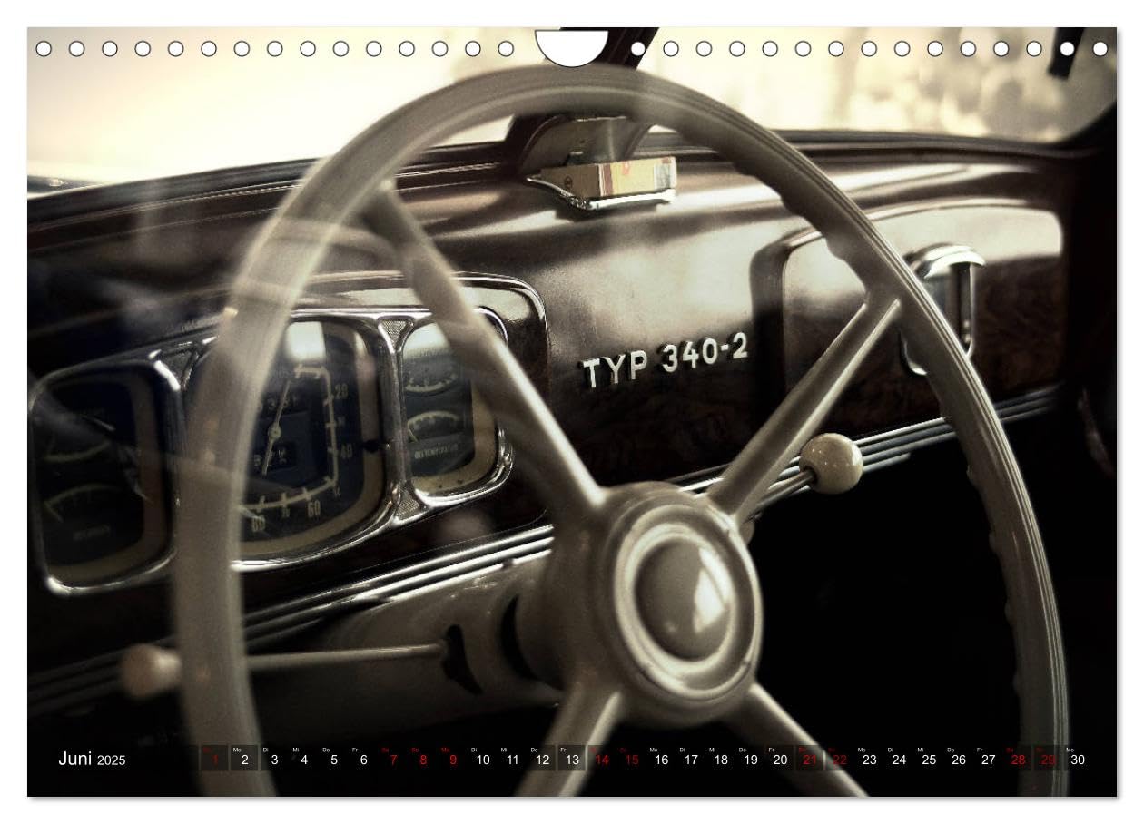 DDR Oldtimer ganz nah (Wandkalender 2025 DIN A4 quer), CALVENDO Monatskalender: Klassische Autos aus DDR Produktion in besonderen Ansichten (CALVENDO Mobilitaet)