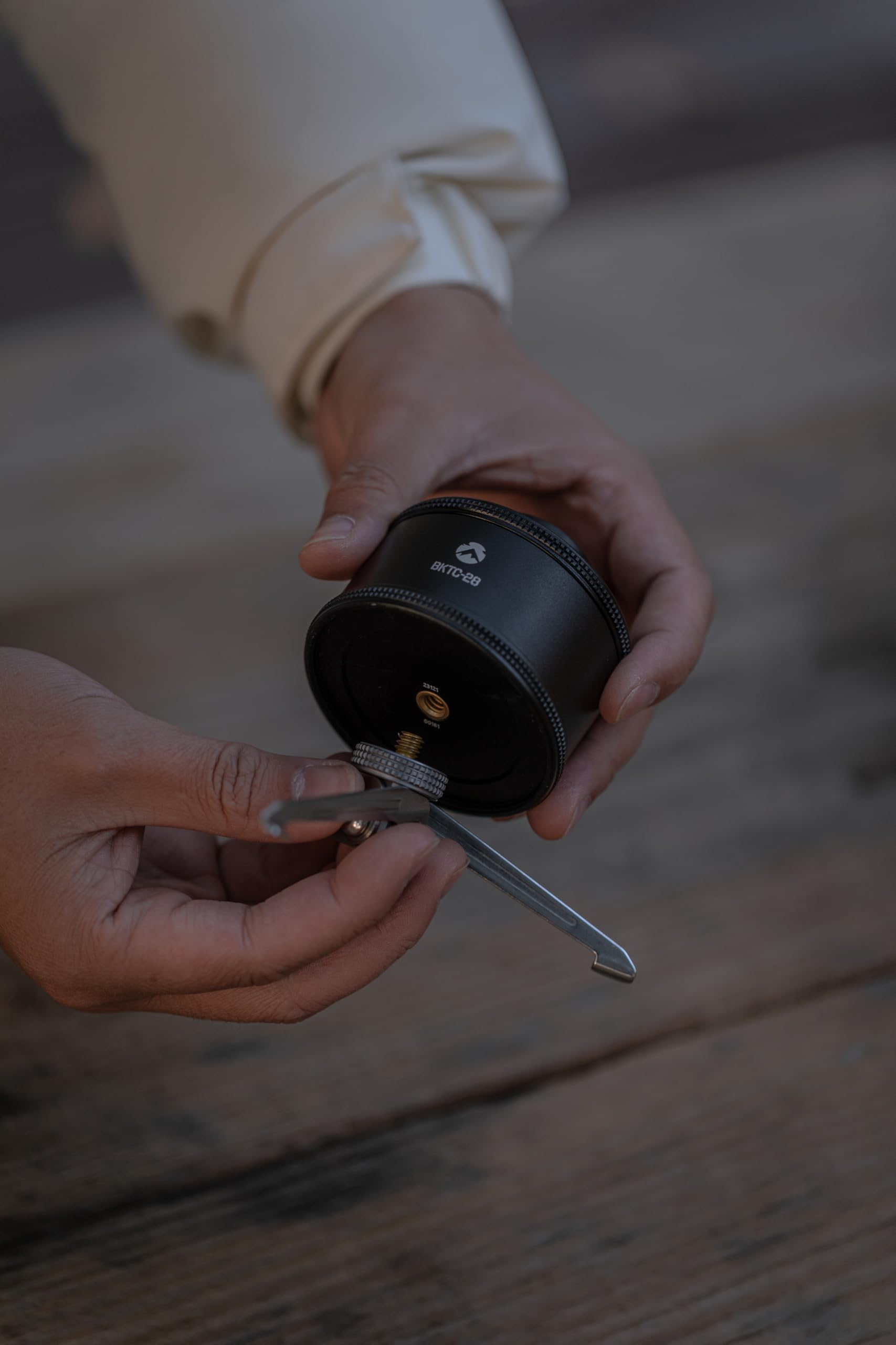 CAMPINGMOON Empty Refillable Canister for Backpacking Camping EN417 Lindal Valve Black 35g BKTC-28