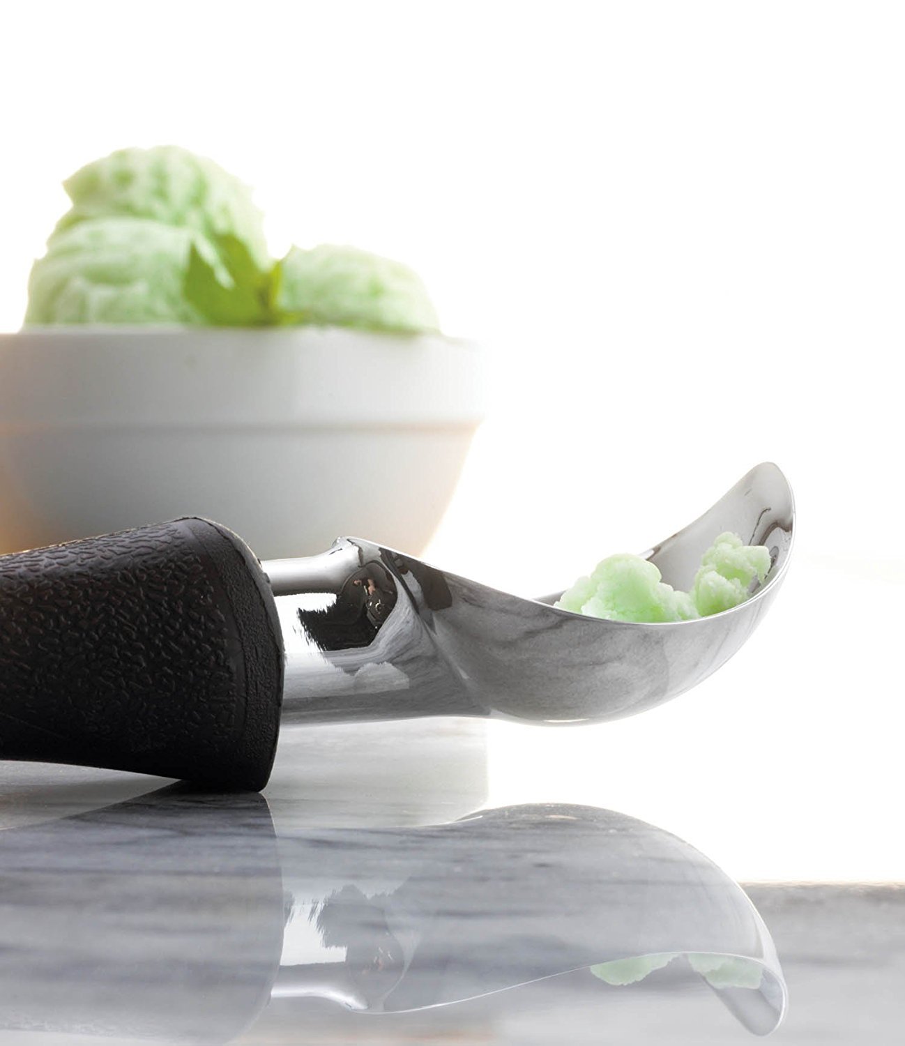 CUTCO Ice Cream Scoop – High Carbon Steel Scooper With Thermo-Resin Handle - View #5