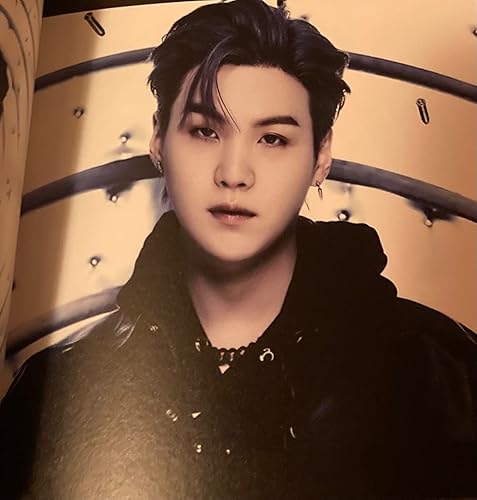 BTS-Proof (Standard Edition)(韓国盤): Amazon.sg: Music