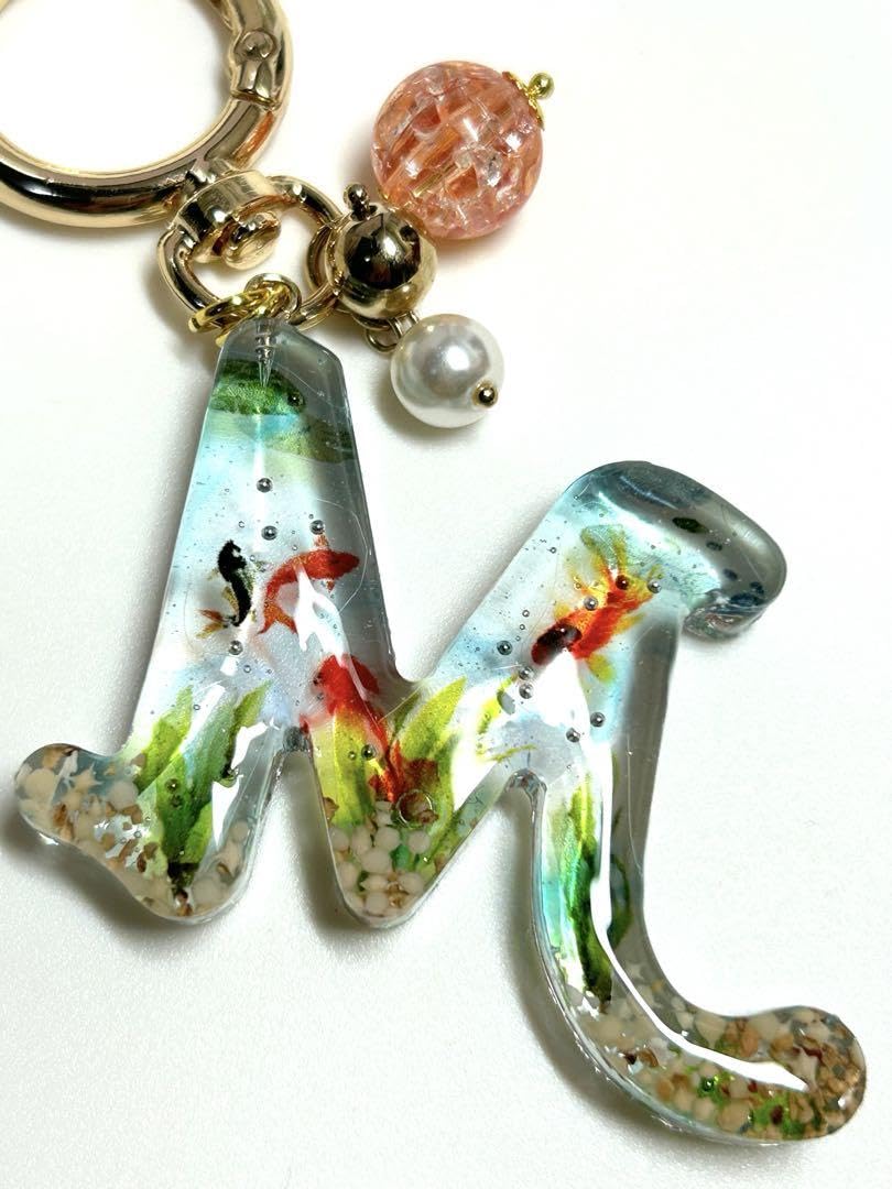 Amazon.co.jp: イニシャルキーホルダー 金魚 M レジン : おもちゃ