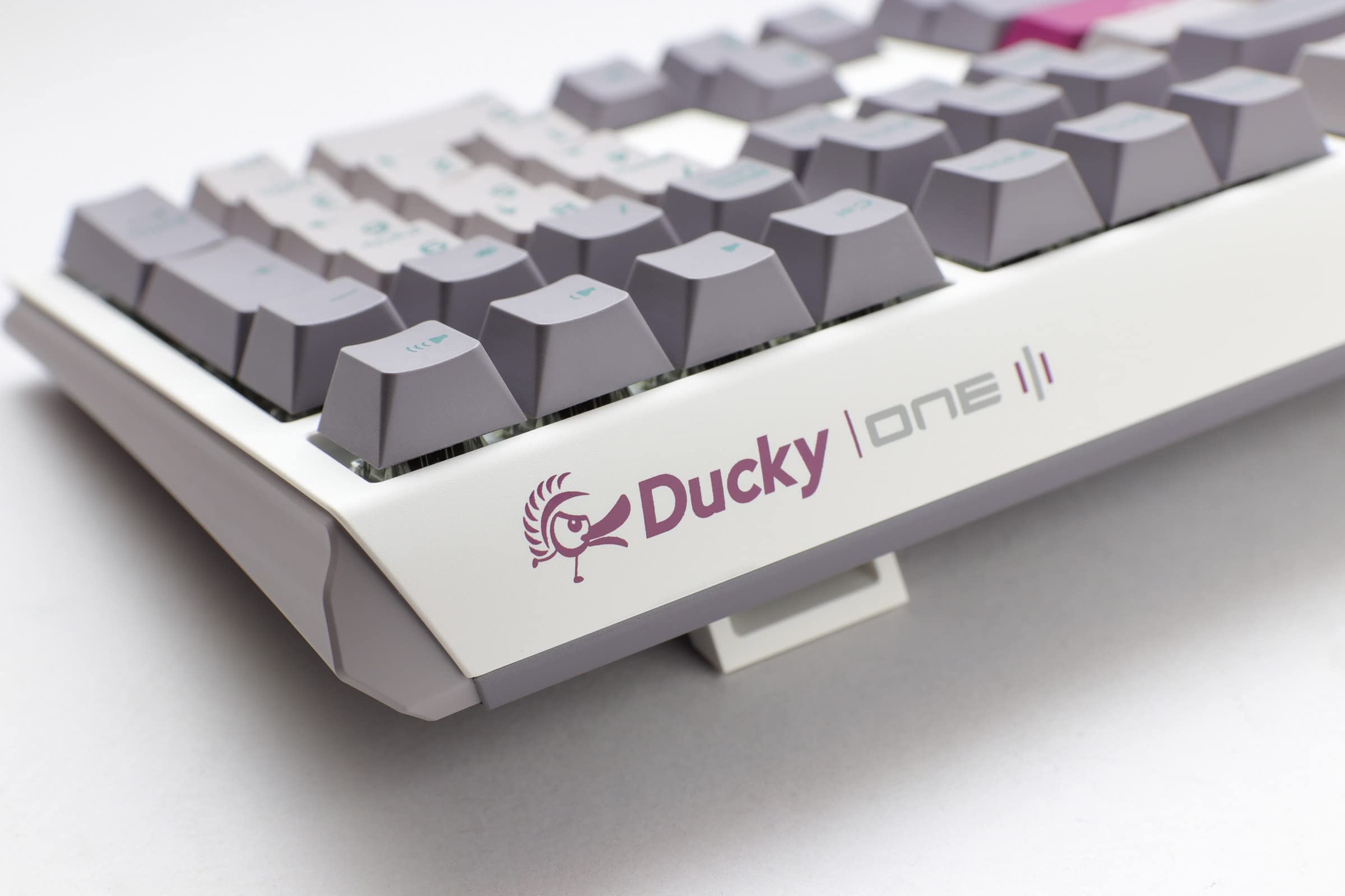 Amazon.com: Ducky One 3 Mist Grey Hotswap RGB Double Shot PBT