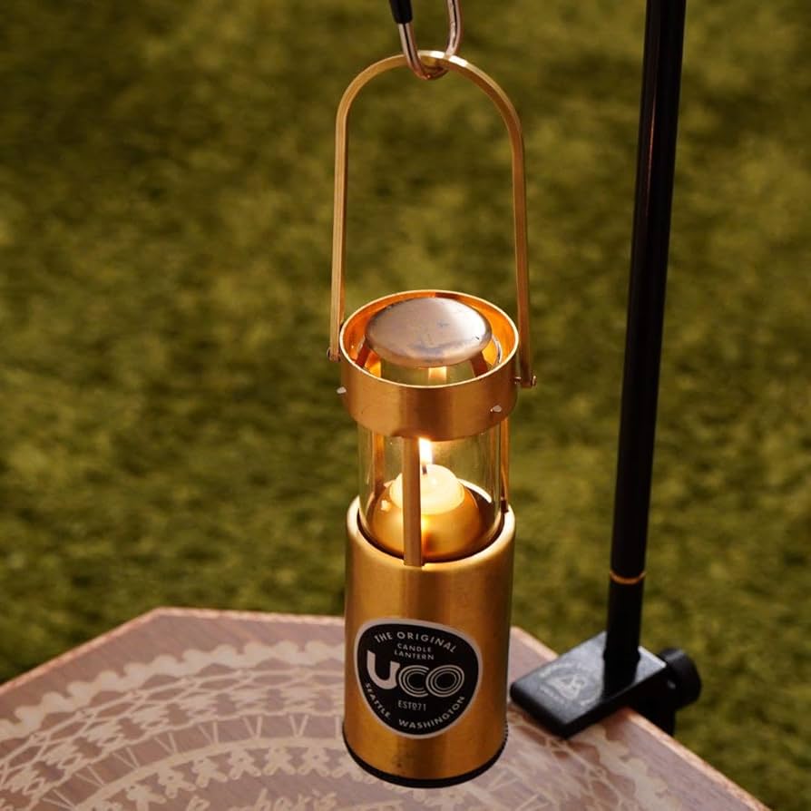UCO ランタン　オイルインサートカスタム　真鍮製ベイルハンドル+スタンド付き UCO ランタン オイルインサートカスタム 真鍮製ベイルハンドル+