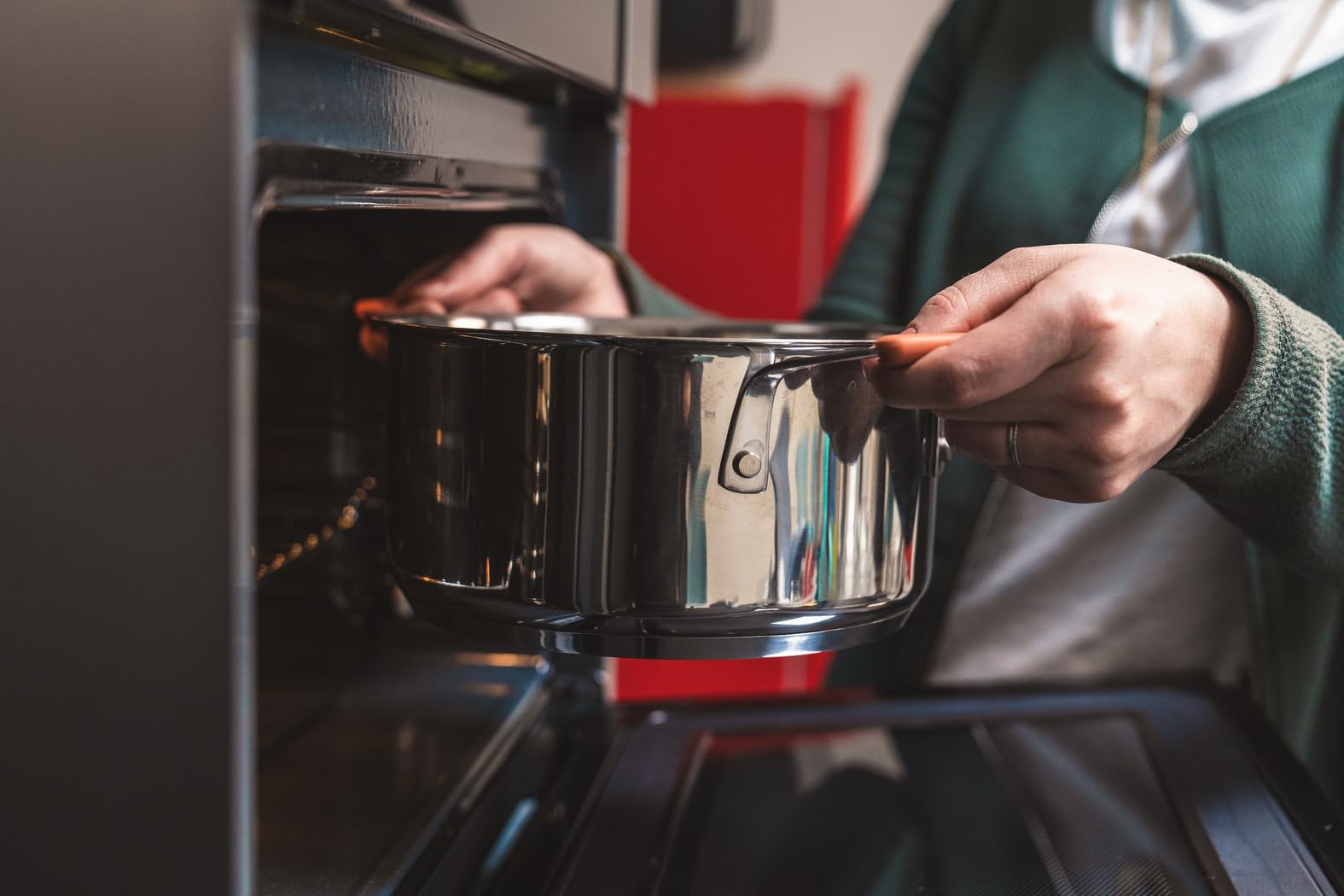 TEFAL G721SD74 Opti'Space Zestaw Garnków i Patelni, układanie stosy, stal nierdzewna 18/10, dno Thermo-Fusion, do każdej kuchenki, skala pojemności, nienagrzewające uchwyty, 13 elementów, srebrny