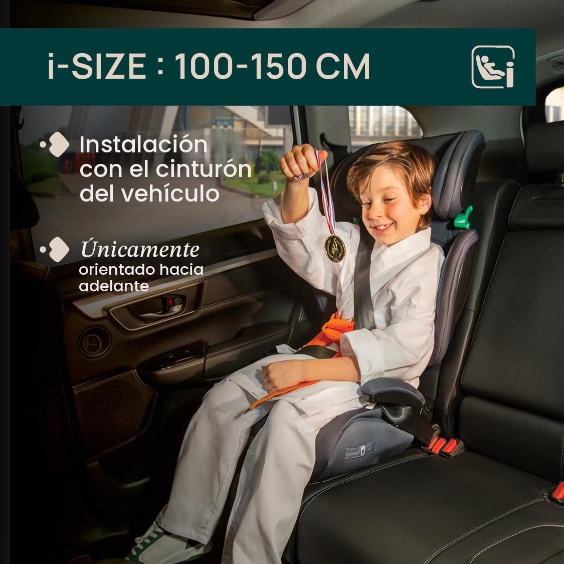 Chicco, Quizy i-Size, Silla de Coche para Niños 3-12 Años (100-150 cm), Instalación Fácil con Sistema Isofix, Reclinable, Ajustable en Altura, con Reposabrazos Acolchados y Asiento Cómodo, Negro