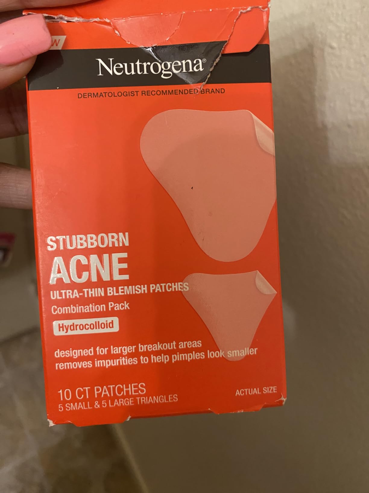 Kenvue Neutrogena Flawless Fix Sensitive Skin Acne Patch Duo Set, Hydrocolloid Pimple Patches to Protect and Shrink Pimples Overnight, Includes 30 Count Variety Pack & 36 Mini Patches, 66 Count
