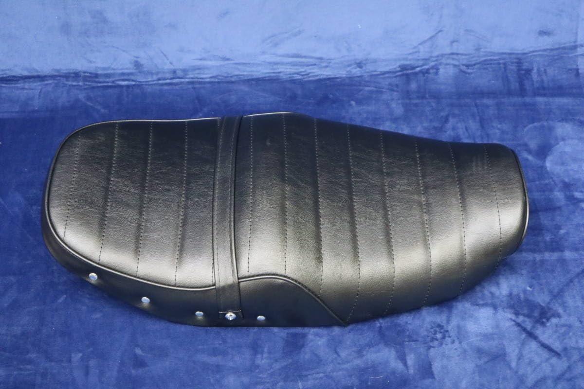 Amazon.co.jp: ゼファー1100 黒皮ボタン タックロールシートレザー 