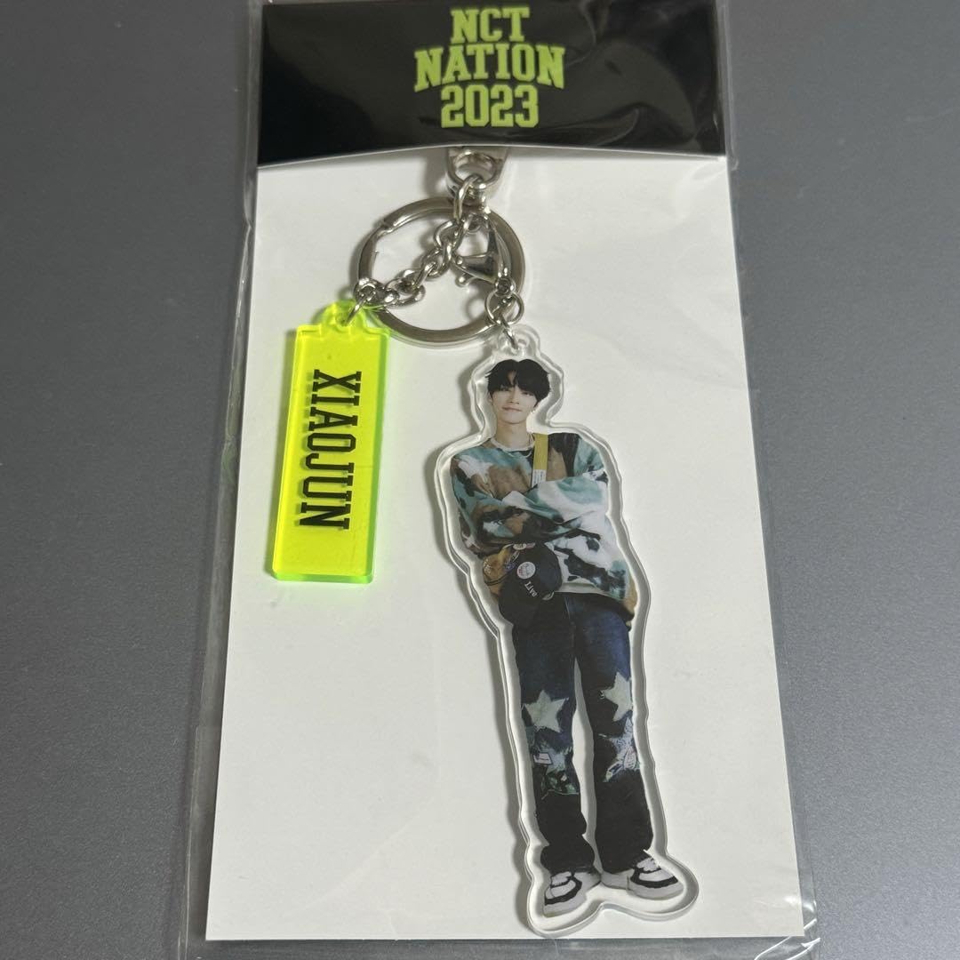 NCT WayV シャオジュン アクリルキーリング