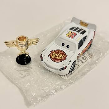 Amazon.co.jp: カーズ マックイーン ホワイトレーサータイプ