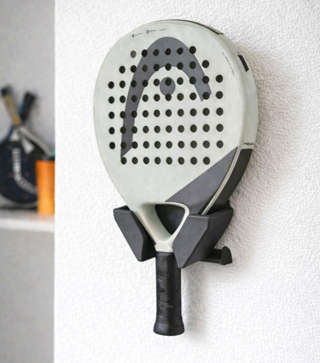 Support mural pour raquette de padel et tennis – Porte raquette murale confortable et anti-rayures – Convient à toutes les raquettes standard – Gain de place résistant avec vis et chevilles