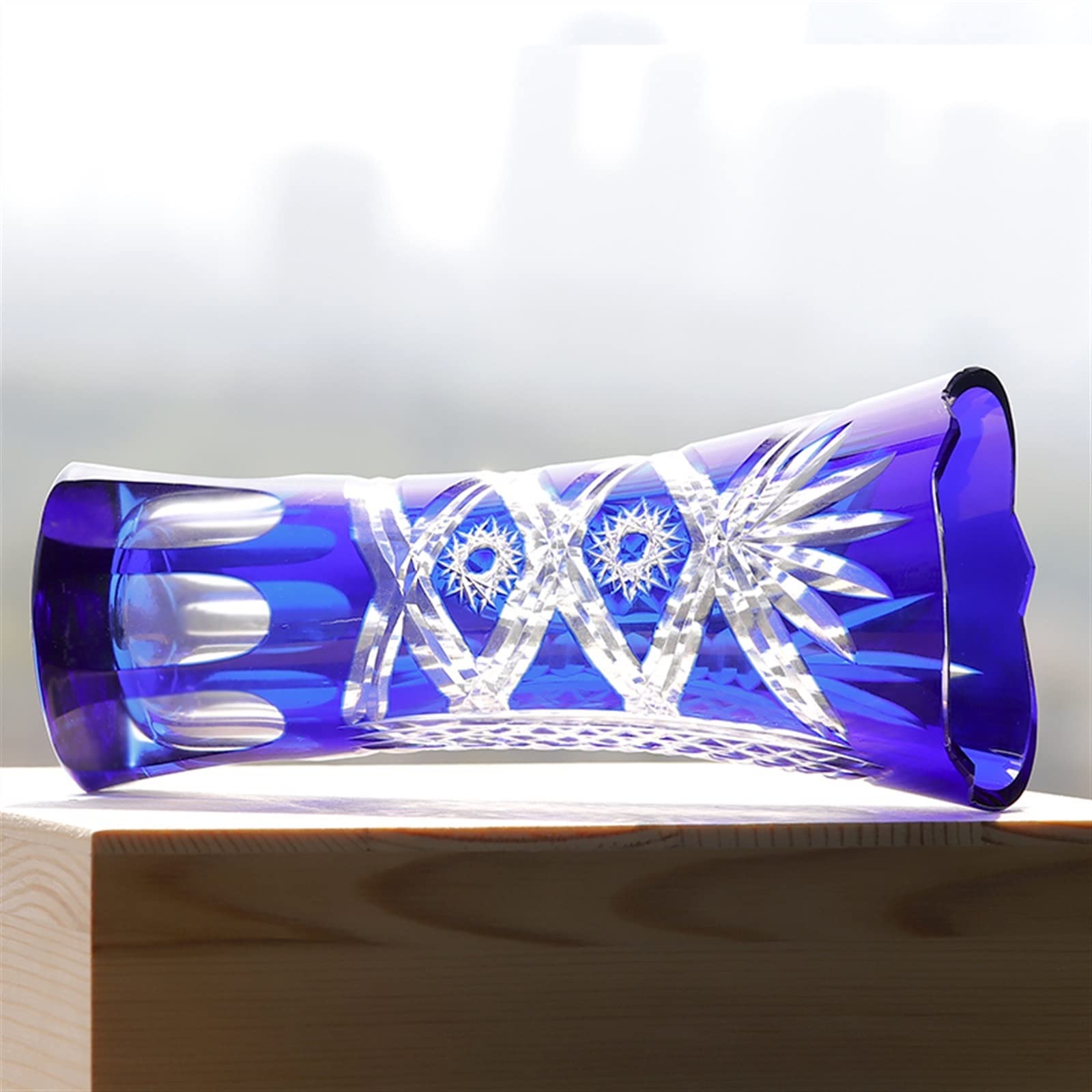 Jarrón de Flores Elegante jarrón de Cristal Azul Estilo Bohemio checo Cortado a Mano for decoración Transparente florero patrón Grabado Jarrón