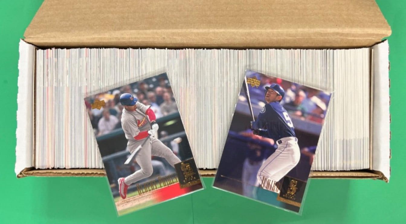 Amazon.com: 2001 Upper Deck Baseball Card Complete Set Contains