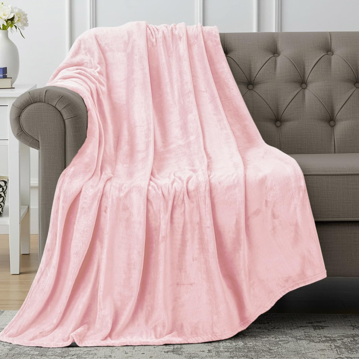 Utopia Bedding Fleece Throw Blanket 127x152cm – Soft Warm Lightweight Breathable Small Versatile Luxury Decorative Throws For Sofa, Bed, Chair & Settees – Cosy Home Gift For Adults, Pink