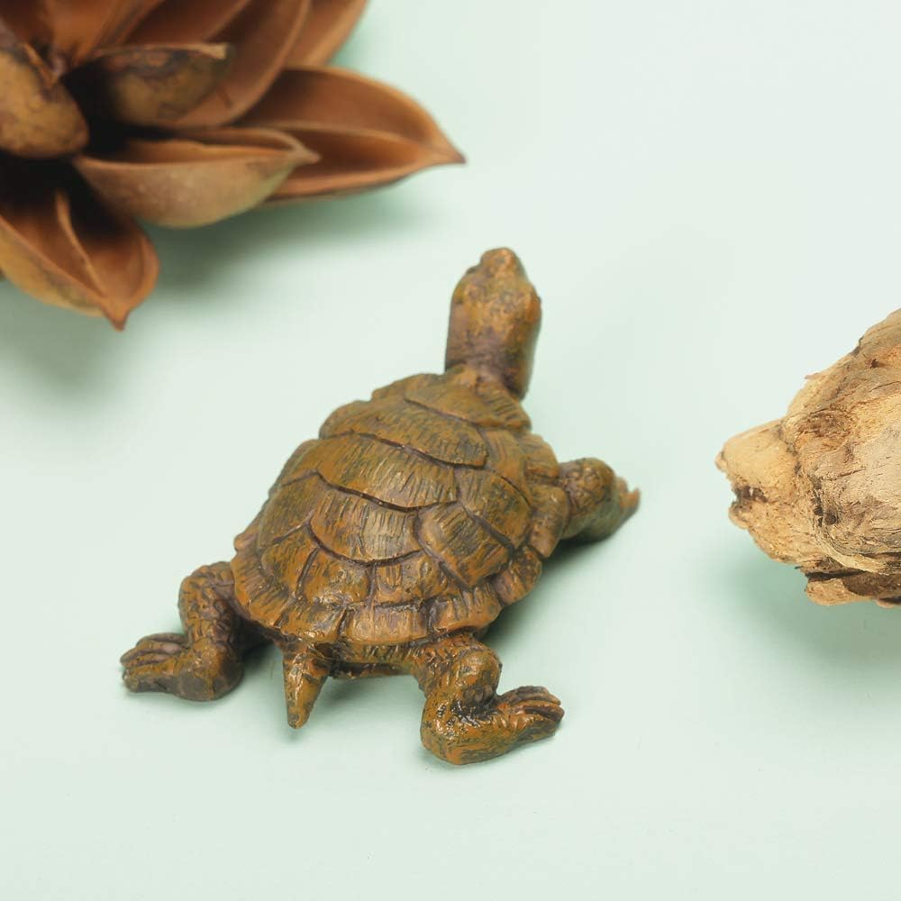 2 Pcs Realistic Sea Turtle Miniature Figurines, Resin Tortoise Turtle Micro Landscape Garden Fish Tank Decoration for Dollhouse Plant Flower Pots Decor Desk Outdoor Garden Sculpture Decor Ornament