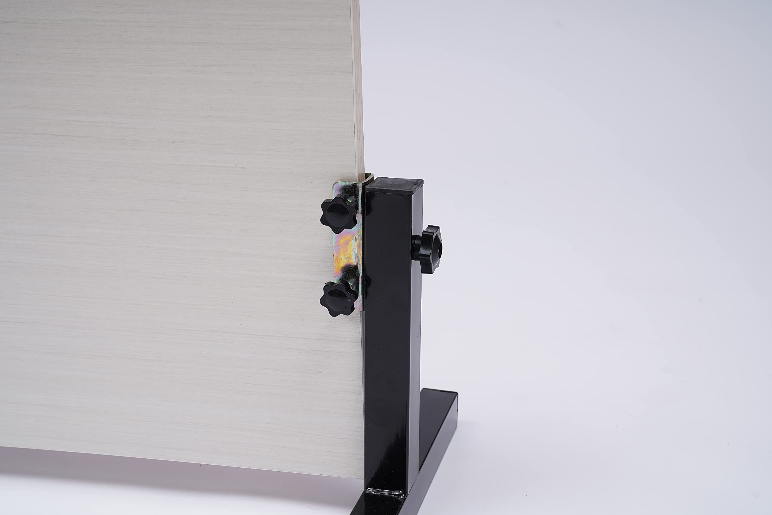 Planche de retour pour tennis de table Pro Return Planche de retour Appareil d'entraînement Ping Pong Sparring Rebound Board pour l'intérieur et l'auto-entraînement Table de tennis de table Countertop