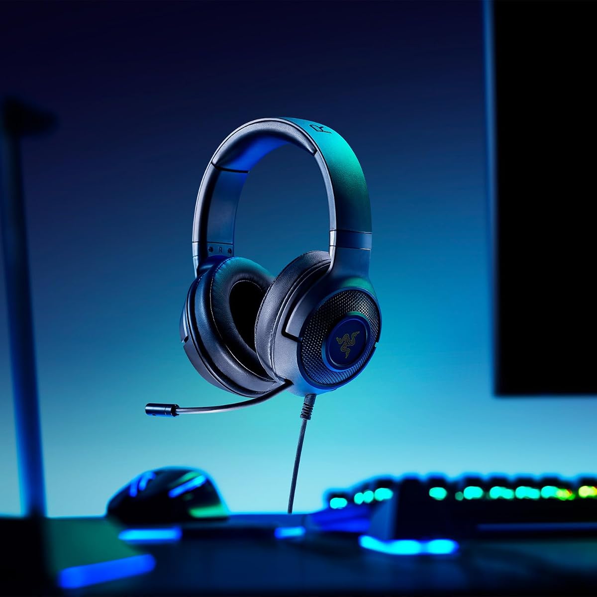 Razer Kraken X Lite - Wired Ultralight PC Gaming Headset - Surround Sound bendable cardioid microphone (230g light, 3.5 jack for PS4, PS5, Switch, Xbox One, Xbox Series X|S) Black — view 12