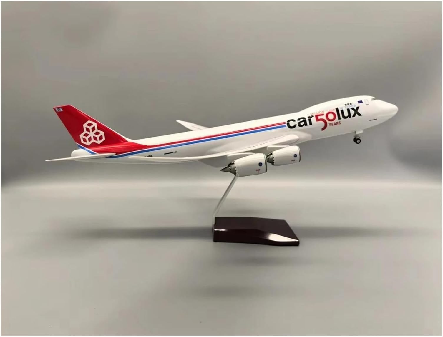 Scale Aircraft Model 47CM for Boeing 747-8F Simulation Finished Aircraft Model Die-cast Aircraft Model with Bracket Collection
