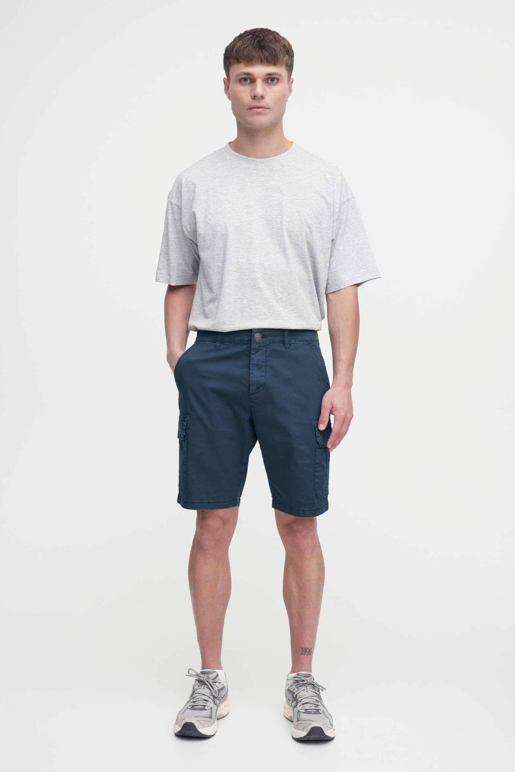 BLEND BHBarni Homme Cargo Shorts Bermuda Pantalon Court avec Poches Cargo Boucles de Ceinture Mélange de Coton Regular Fit