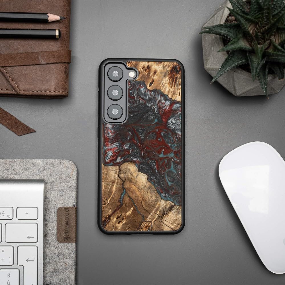 Unique Case kompatibel mit Samsung Galaxy S23, Handgefertigte Schutzhülle aus Naturholz und Harz, Planets Pluton Design, Stoßfest und rutschfest