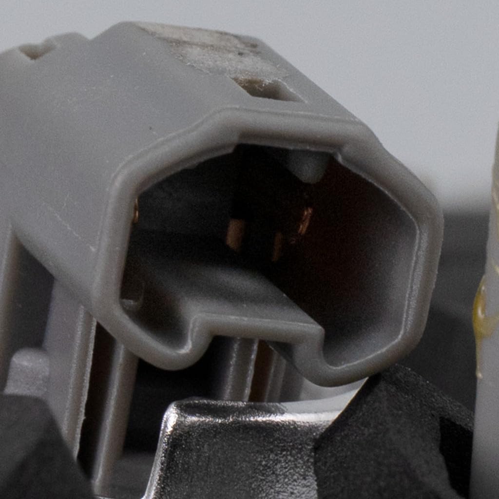 For 2012-2014 Toyota Camry Rear Back Up Tail Light Passenger Side | Replacement For TO2803111 | 81580-06380