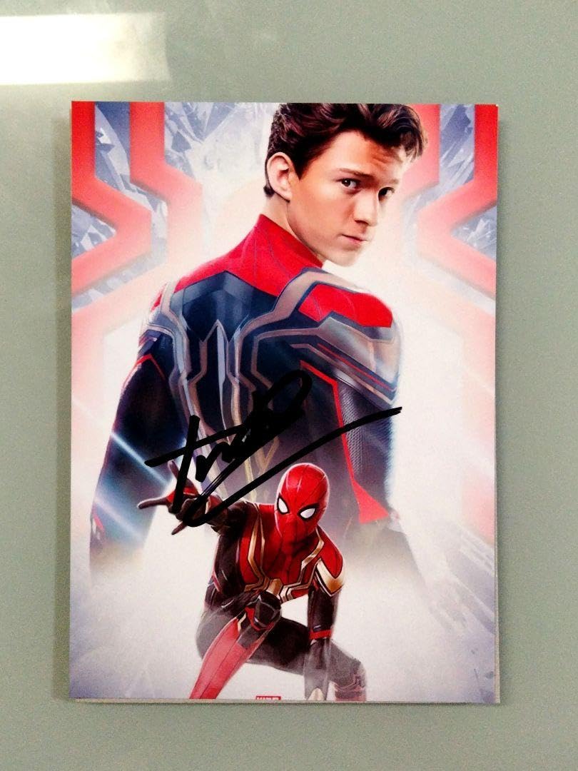 Amazon.co.jp: トムホランド直筆サイン入り2Lサイズ写真Tom Holland 