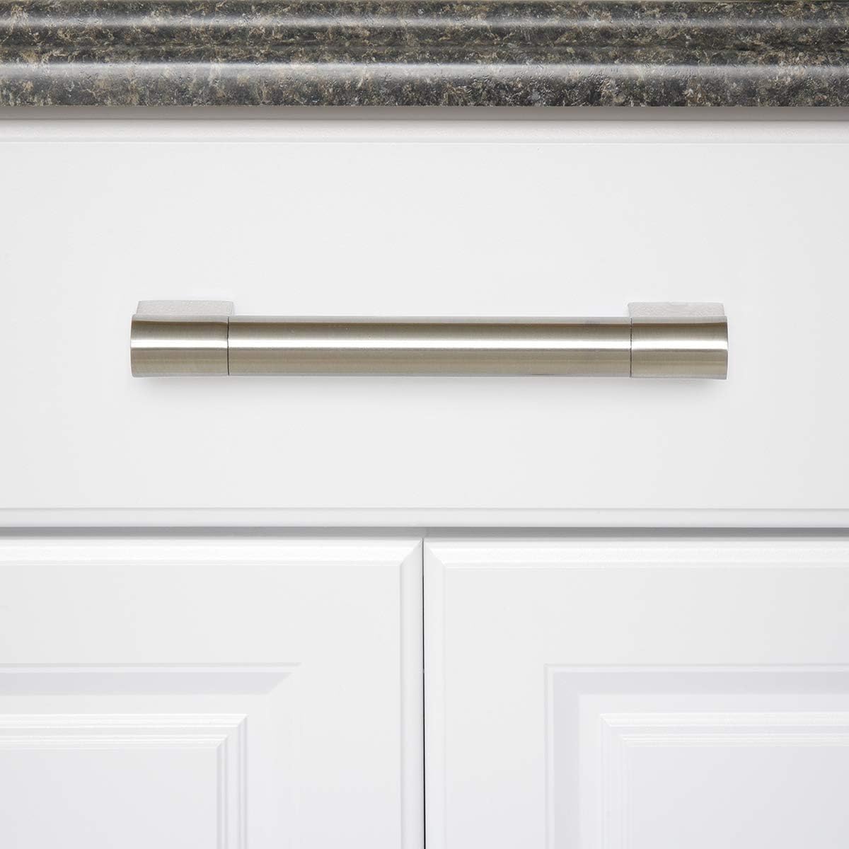 Black Friday Sale 2022 Amazon Basics Modern Boss Bar Cabinet Pull, 185mm Length (160mm Hole Center), Satin Nickel, 10-Pack