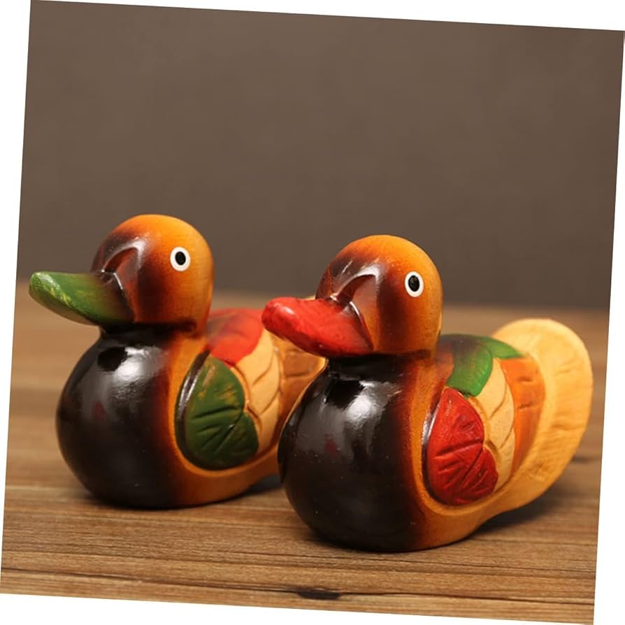 Amazon.co.jp: おしどり 鴛鴦 置物 木製 オシドリ 木彫り 装飾品