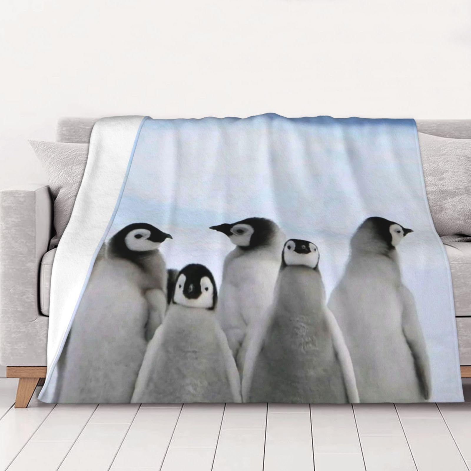 AUBKFELD Young Penguins With Snow Printed Flannel Blanket 102x76 CM, Soft & Warm Throw Blanket for Sofa/Couch/Bed/Car, Gifts for Audlts Women Men
