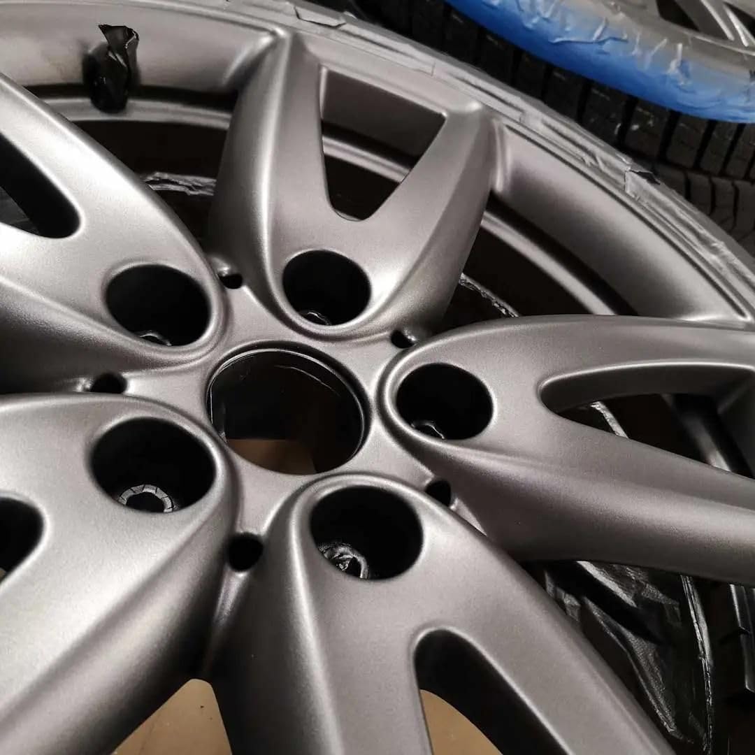 AutoFullCar Felgen-Pack - Flüssigvinyl Full Dip Sprühfarbe Sprühlack - 4 Sprays Hyperblack Metallic - 400 ml Einheit