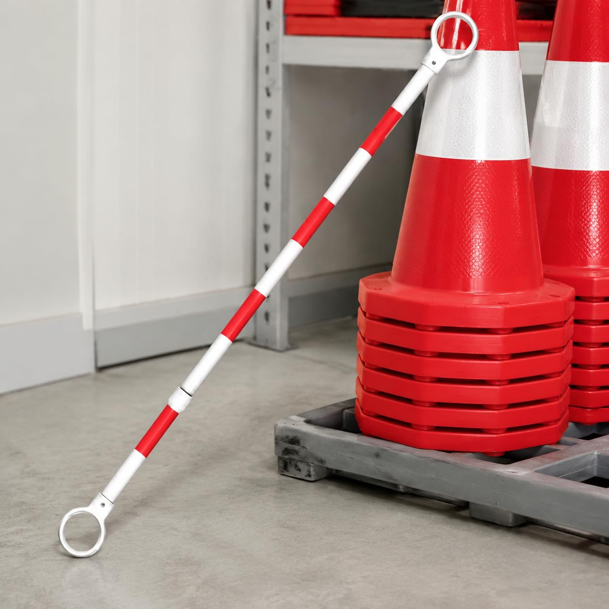 Marker Sport pour Événements, Cône de Signalisation Rouge & White, Cône Routier pour Chantier, Délimitation de Parcours, Barre de Connexion télescopiqu